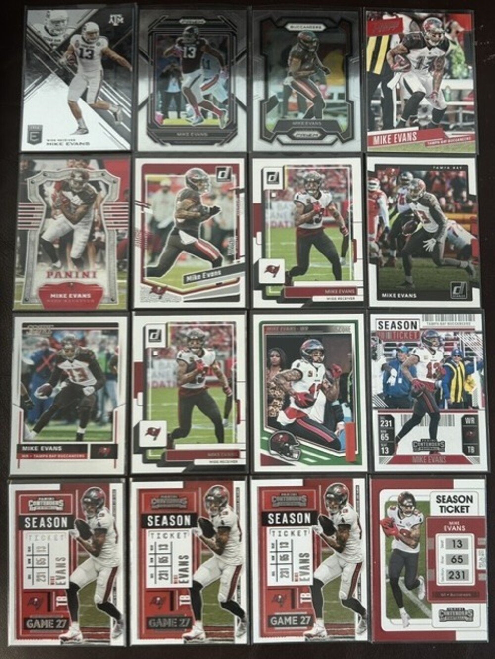Panini Mike Evans 2022 Tampa Bay Buccaneers Football Trading Cards Set of 18